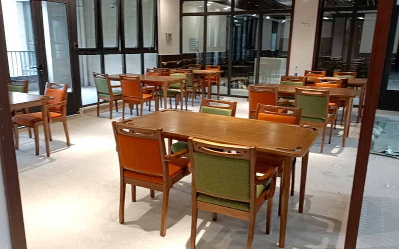 1696844945111513.jpg 餐厅.jpg