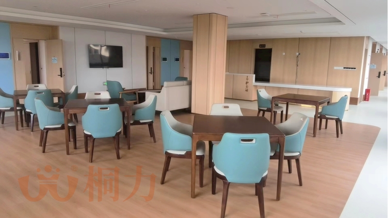 公共客厅、餐厅2.jpg