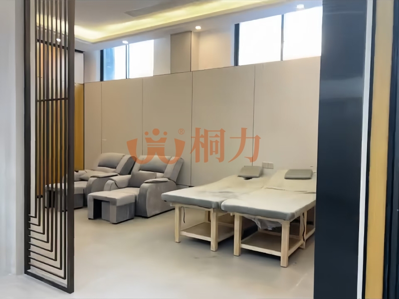 1731296414143046.jpg 理疗室(1).jpg