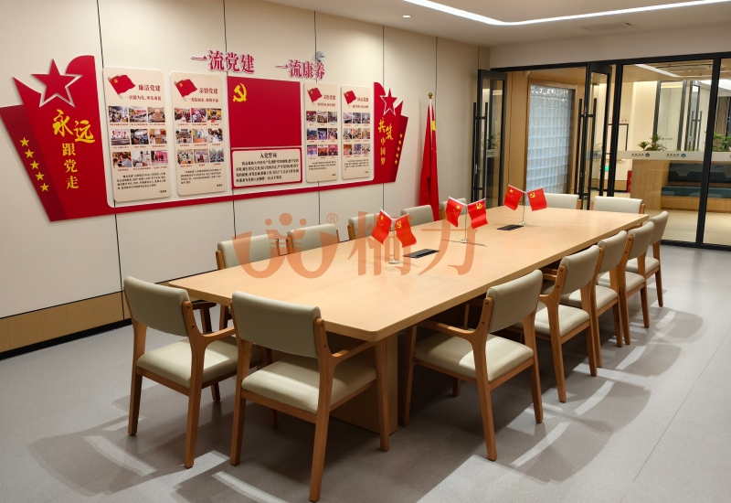 1764231955996652.jpg 会议室.jpg