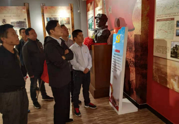 必发365党支部开展“不忘初心、切记使命”主题党日运动