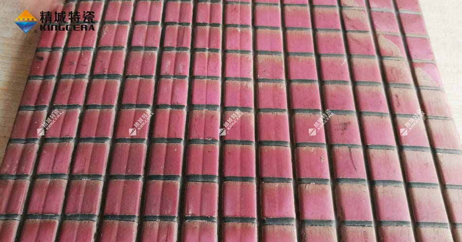 必发365耐磨陶瓷衬板在圆筒混淆机中的应用及效果